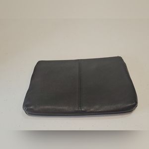 Amanda Smith Pouch